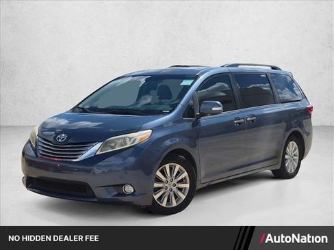 Used 2015 Toyota Sienna Limited Premium FWD image 1
