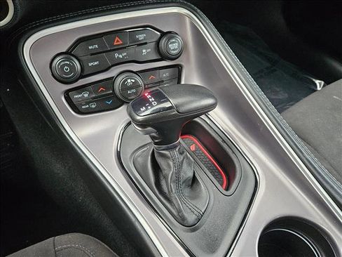 Used 2022 Dodge Challenger GT AWD/4WD image 13