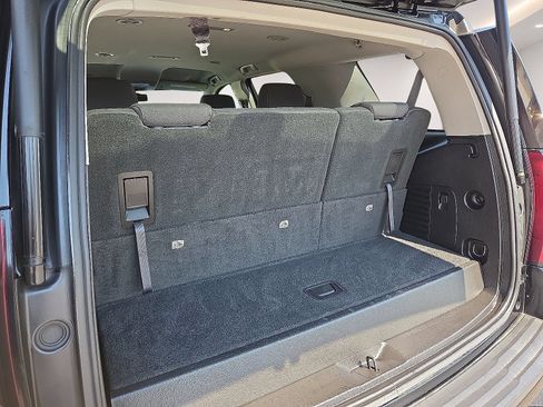 Certified 2019 GMC Yukon SLE w/ HD Trailering Package AWD/4WD image 18