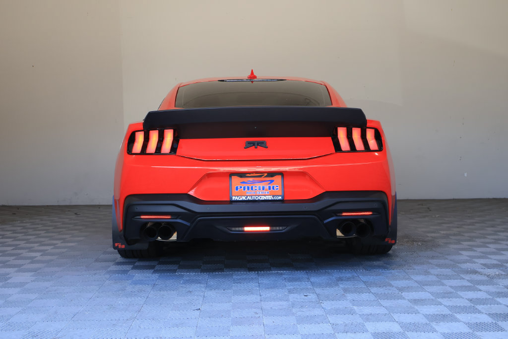 Used 2025 Ford Mustang GT Premium w/ GT Performance Package RWD image 12