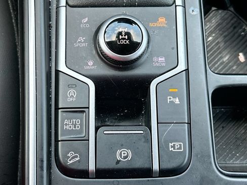 Used 2024 Kia Sorento S AWD/4WD image 35