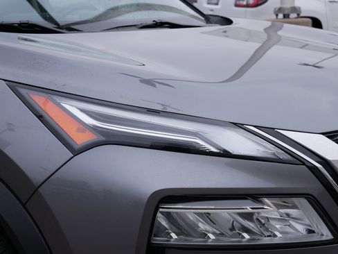 Used 2023 Nissan Rogue Platinum w/ Platinum Premium Package image 16