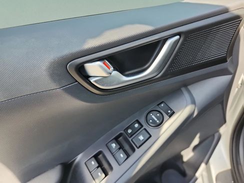 Used 2017 Hyundai Ioniq SEL image 14