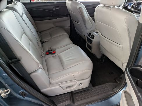 Used 2020 Honda Pilot Touring image 36