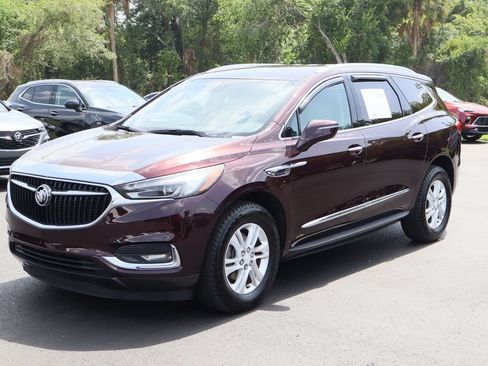 Certified 2018 Buick Enclave Essence FWD image 5
