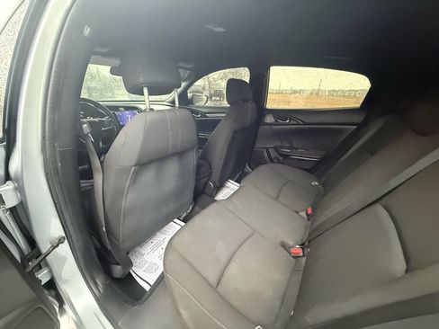 Used 2018 Honda Civic Sport image 12