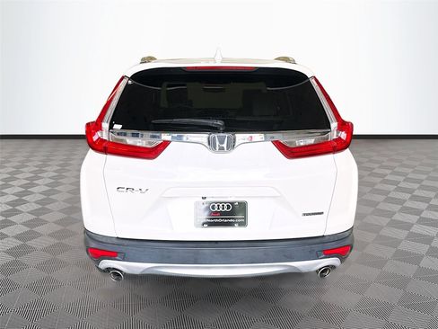 Used 2018 Honda CR-V Touring image 5