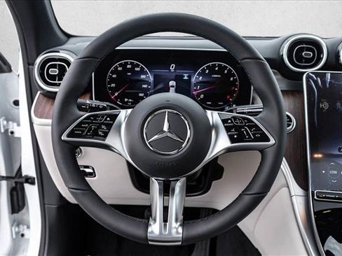 New 2026 Mercedes-Benz GLC 300 4MATIC image 13