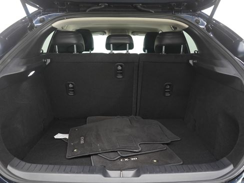 Used 2025 MAZDA CX-30 AWD 2.5 S w/ Select Sport Pkg image 9
