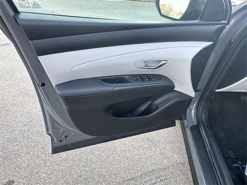 New 2025 Hyundai Tucson SEL image 10
