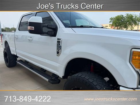 Used 2017 Ford F250 XLT w/ XLT Premium Package AWD/4WD image 40