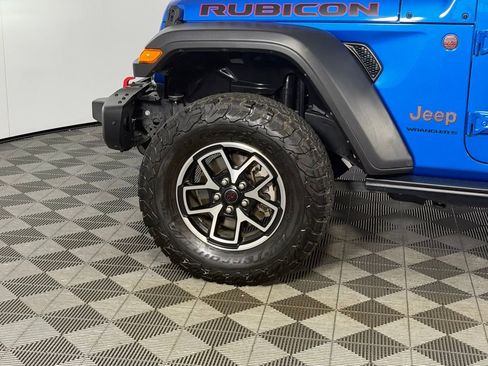 Used 2024 Jeep Wrangler Unlimited Rubicon w/ Capability Package AWD/4WD image 8
