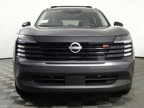 New 2026 Nissan Kicks SR w/ Cold Weather Package image 17