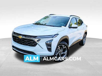 Used 2025 Chevrolet Trax LT