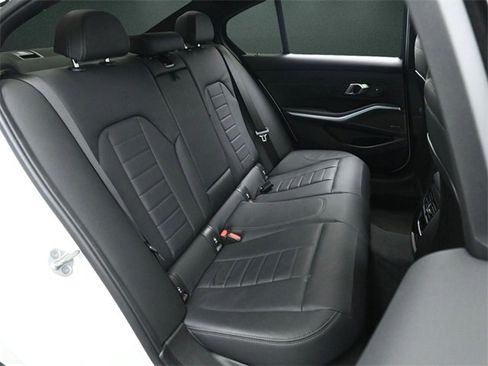 Used 2024 BMW M340i xDrive M340i xDrive w/ Premium Package image 18