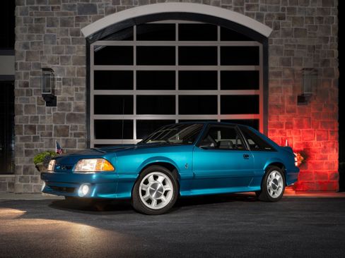 Used 1993 Ford Mustang Cobra RWD image 2