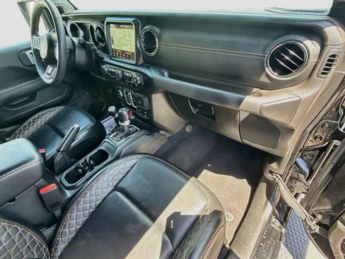 Used 2023 Jeep Wrangler Unlimited Sahara AWD/4WD image 37