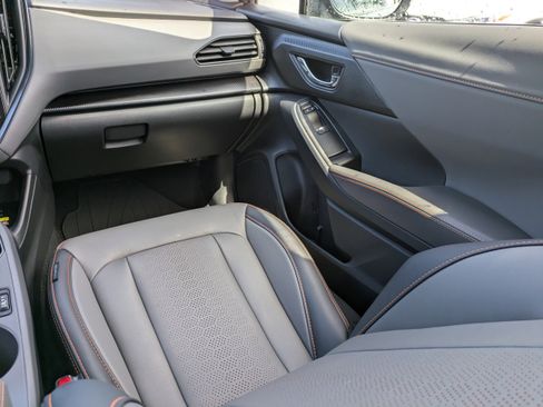 Certified 2025 Subaru Crosstrek 2.5i Limited w/ Popular Package #3A image 17