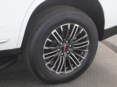 Used 2026 GMC Yukon Elevation image 14