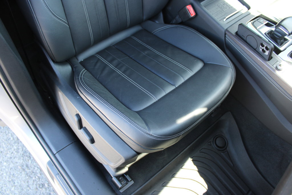 Used 2022 Audi Q5 2.0T Premium Plus w/ Premium Plus Package AWD/4WD image 14