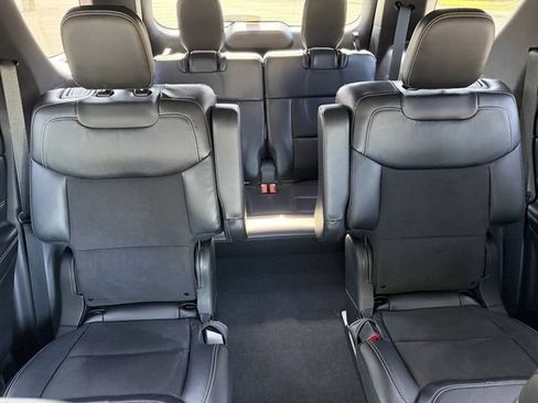 Used 2022 Ford Explorer ST AWD/4WD image 37