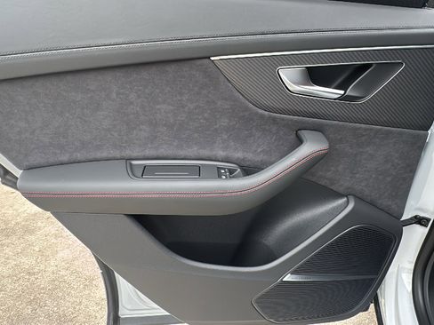 New 2026 Audi SQ8 Prestige image 16