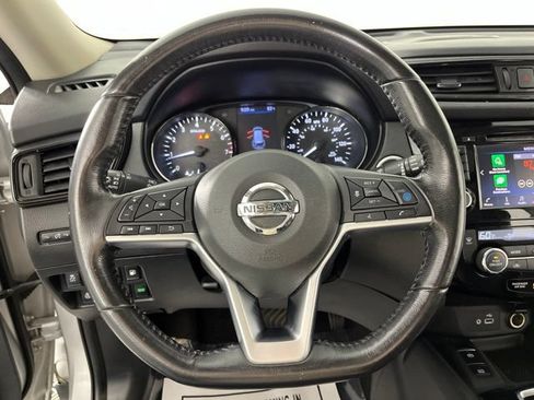 Used 2019 Nissan Rogue SV w/ Sun & Sound Touring Package FWD image 20