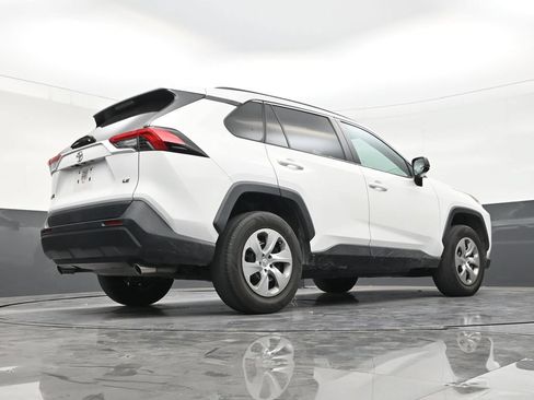 Used 2020 Toyota RAV4 LE FWD image 24