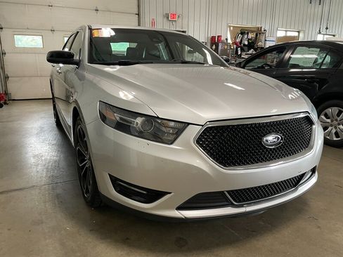 Used 2014 Ford Taurus SHO w/ Equipment Group 401A AWD/4WD image 4