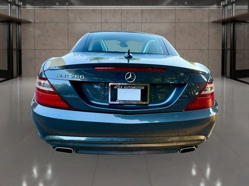 Used 2015 Mercedes-Benz SLK 250 image 7