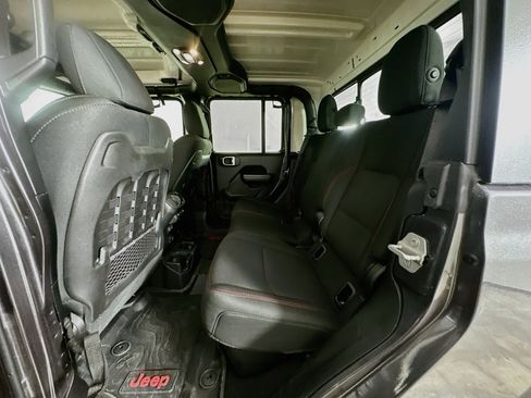Used 2020 Jeep Gladiator Rubicon AWD/4WD image 27
