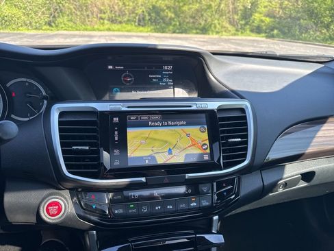 Used 2016 Honda Accord EX-L image 12