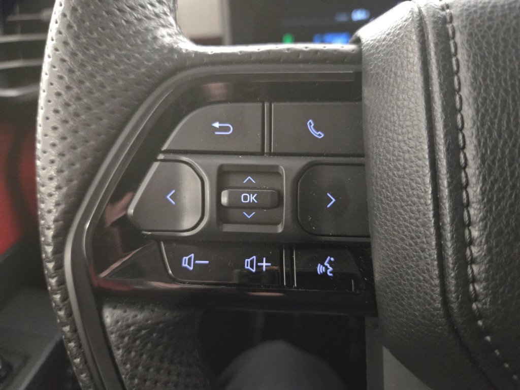 Used 2023 Toyota Sequoia TRD Pro AWD/4WD image 17