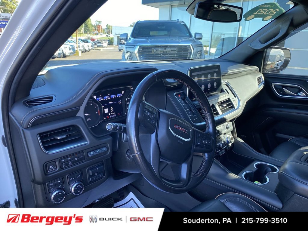 Used 2021 GMC Yukon XL AT4 w/ AT4 Premium Plus Package AWD/4WD image 12