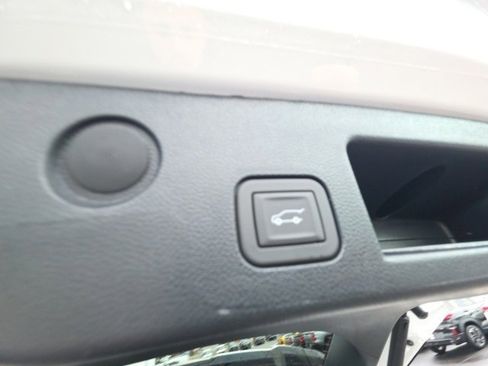 New 2026 Chevrolet Equinox LT w/ Convenience Package II image 25