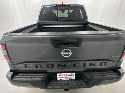 New 2026 Nissan Frontier SV w/ SV Convenience Package