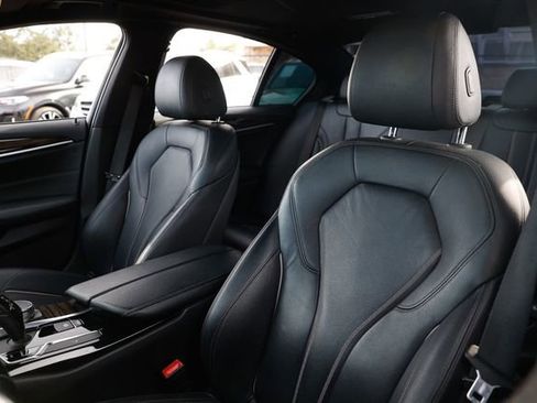 Used 2019 BMW 540i 540i image 9