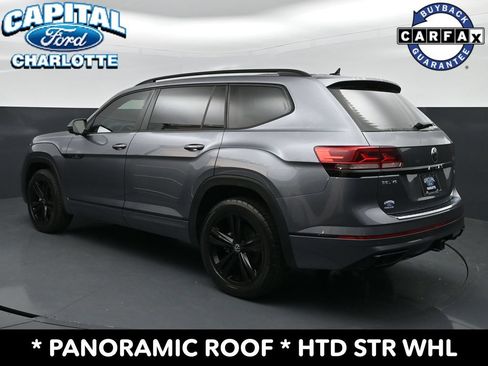 Used 2022 Volkswagen Atlas SEL R-Line AWD/4WD image 5