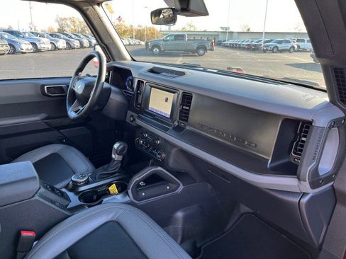 Used 2023 Ford Bronco Big Bend image 20