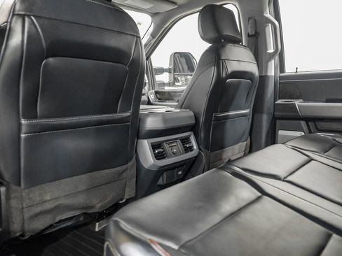 Used 2024 Ford F250 Lariat w/ Lariat Ultimate Package AWD/4WD image 39