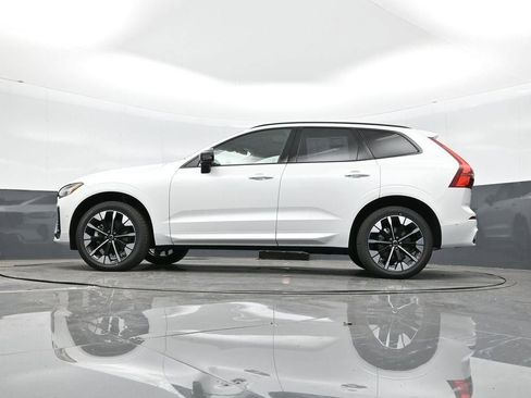 New 2026 Volvo XC60 B5 Plus w/ Protection Package Premier AWD/4WD image 27