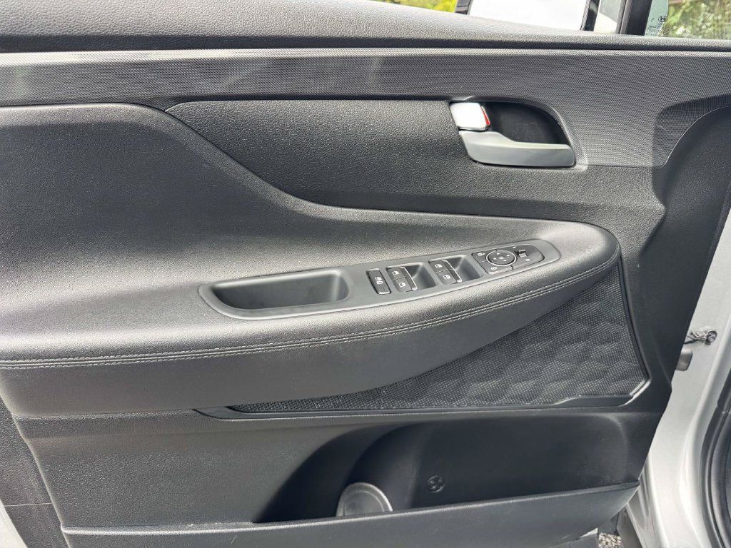 Used 2022 Hyundai Santa Fe SEL AWD/4WD image 15