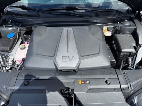 Used 2024 Kia EV6 Light RWD image 20