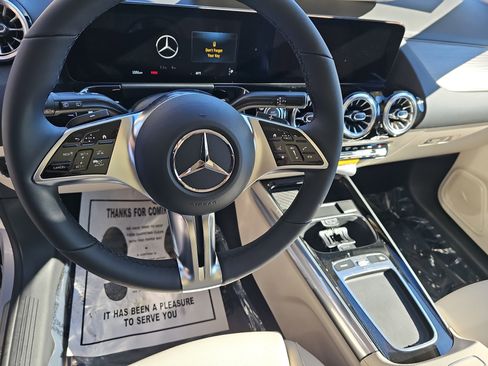 New 2026 Mercedes-Benz GLA 250 image 17