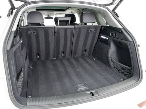 Certified 2025 Audi Q5 2.0T Premium Plus w/ Premium Plus Package image 24