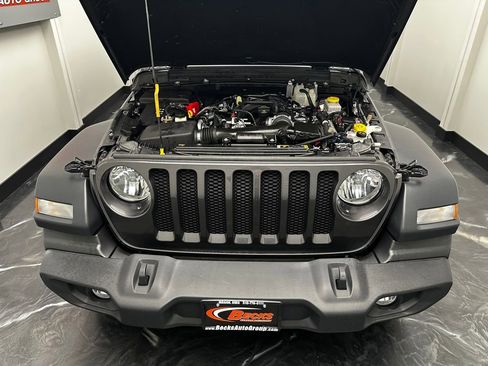 Used 2023 Jeep Wrangler Sport S image 25