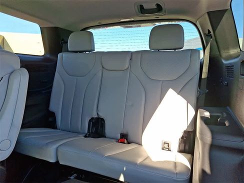 Used 2024 Hyundai Palisade SEL image 11