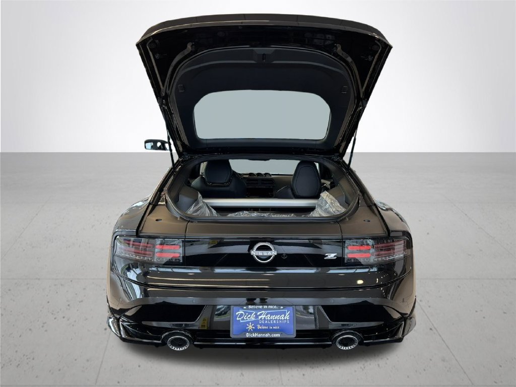 New 2027 Nissan Z Performance RWD image 9