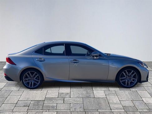 Used 2019 Lexus IS 300 AWD image 8