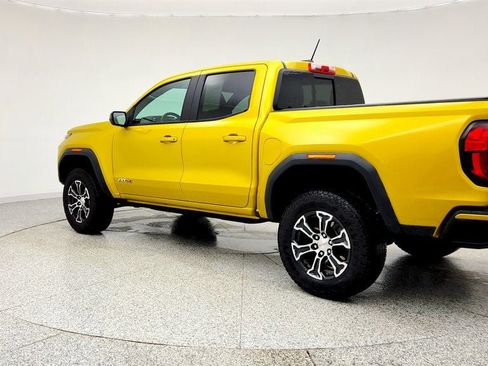Used 2023 GMC Canyon AT4 w/ AT4 Premium Package AWD/4WD image 7